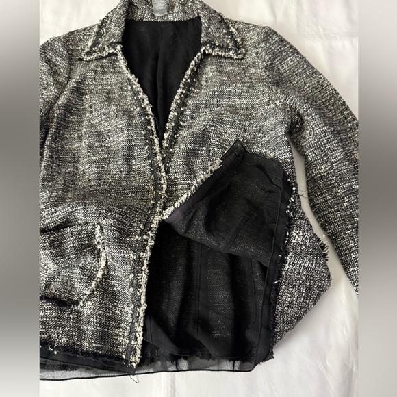 Ann Taylor Fine Italian Fabric Matching Tweed Set - Blazer & Knee Length Skirt - Picture 7 of 16